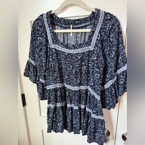 Free People Talk About It Tunic in Midnight Blue size XS